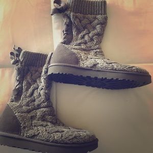 Short Cardi Uggs